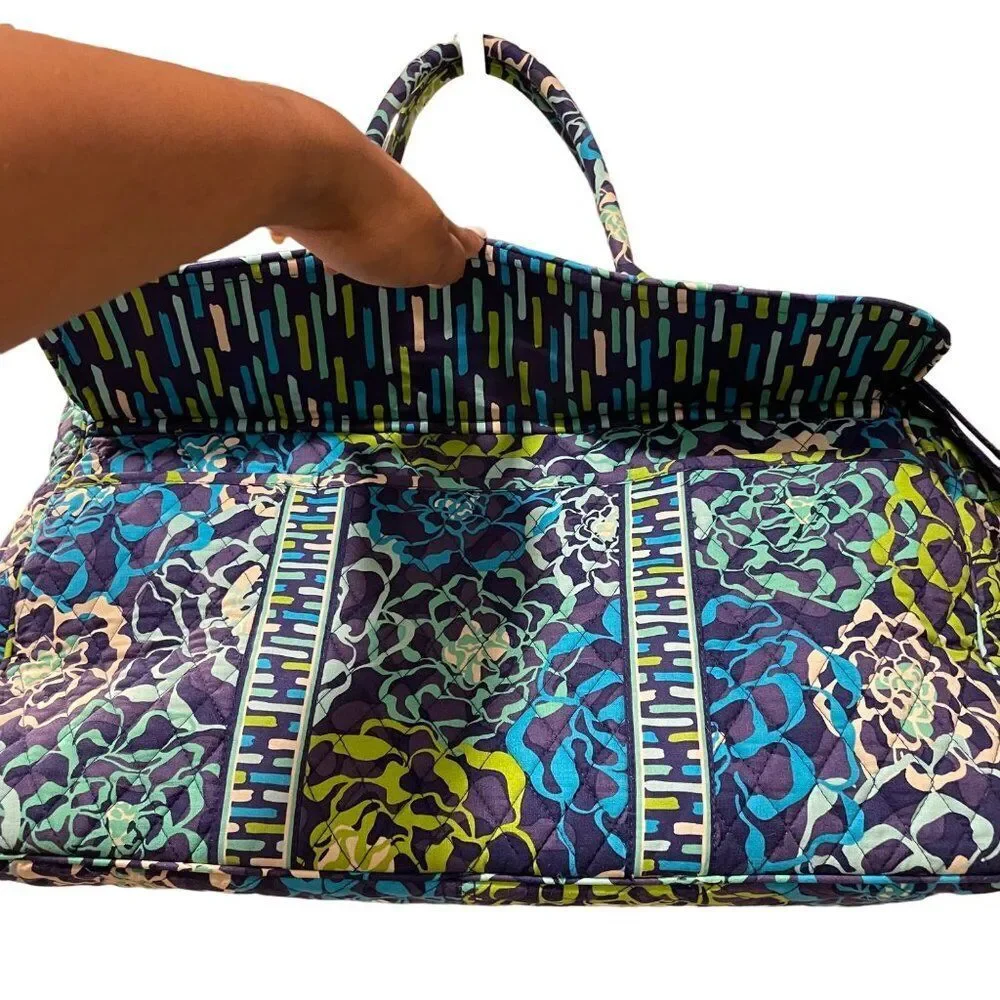 Floral Patterned Travel Bag